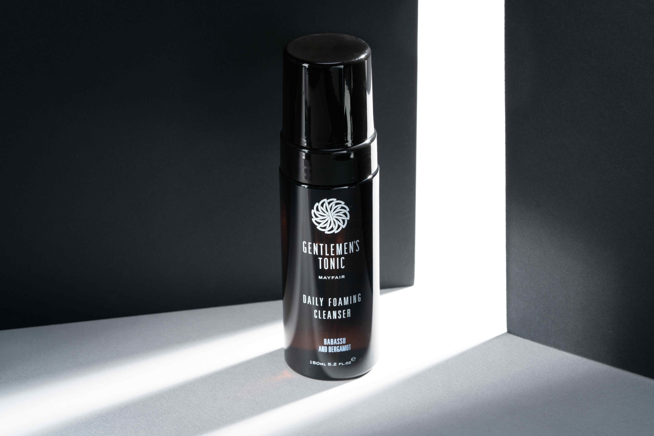 gentlemen-s-tonic-daily-foaming-cleanser-gesichtsschaum-150-ml image 2
