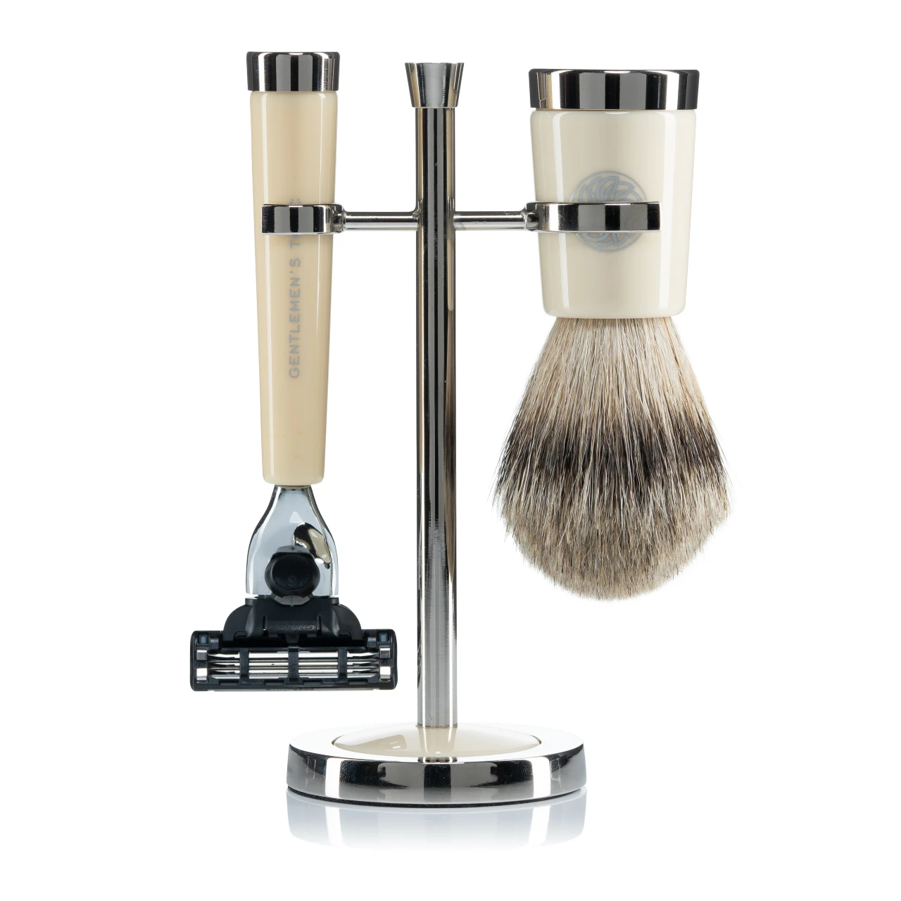 gentlemen-s-tonic-savile-row-set-ivory-rasierer-dachshaar-pinsel-st-nder image 1
