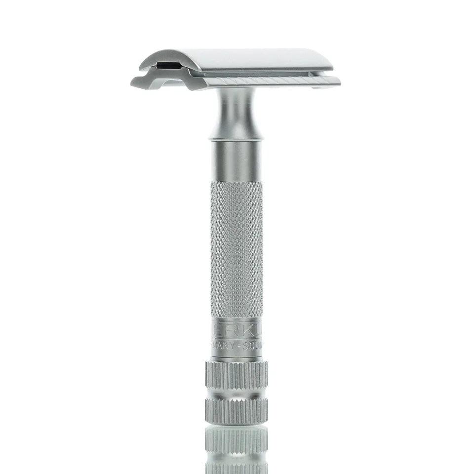 blackbeards-rasierhobel-34c-mattchrom-double-edge-geschlossener-kamm image 1