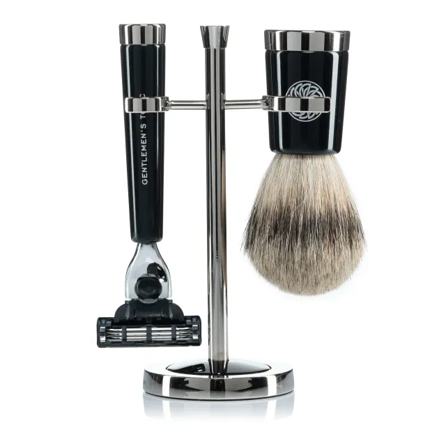 gentlemen-s-tonic-savile-row-set-ebony-rasierset-dachshaar-mach3-rasierer image 1
